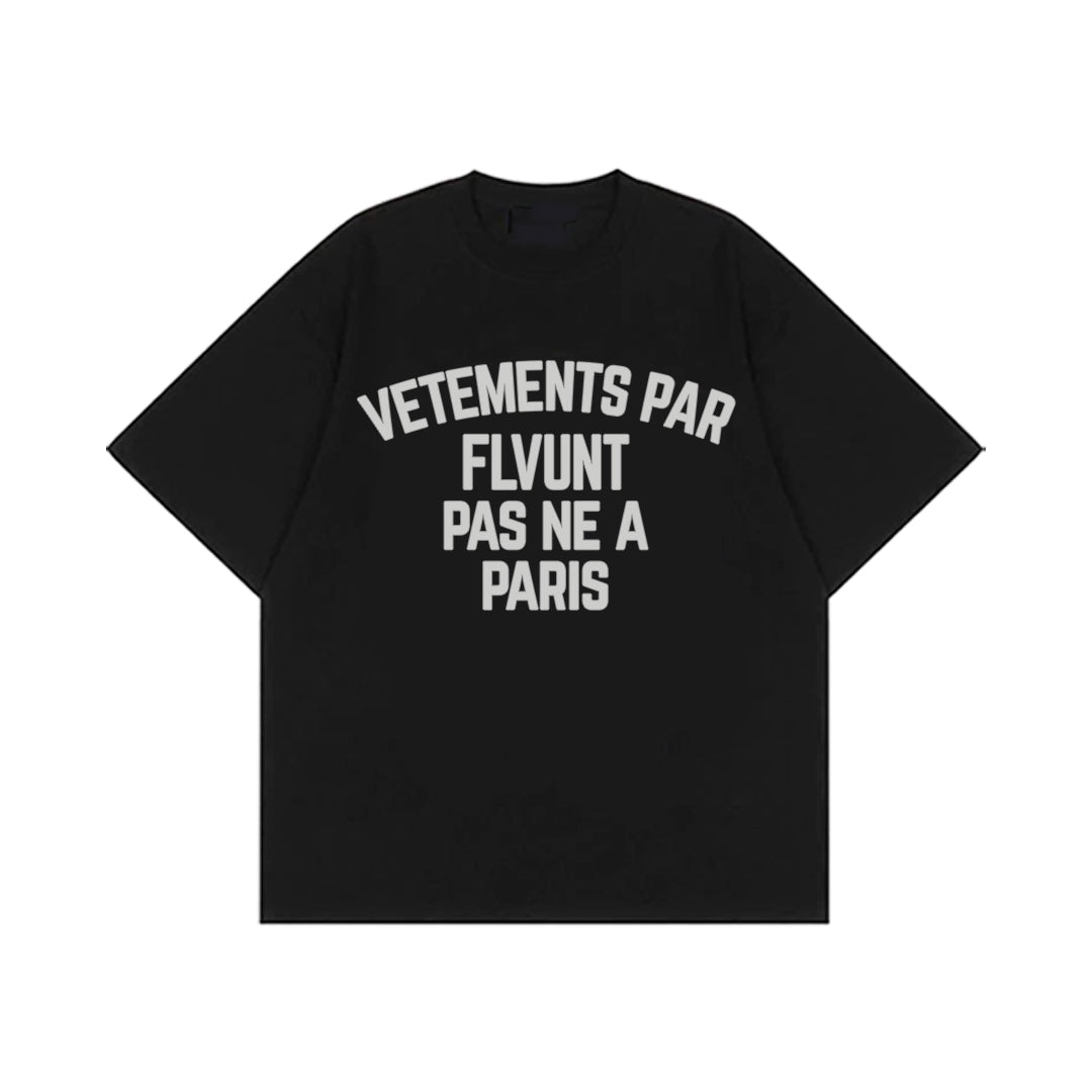 'NOT BORN IN PARIS' - T-Shirt - FLVUNT